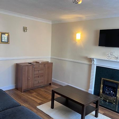 Newport Pagnel Guest House Newport Pagnell Extérieur photo